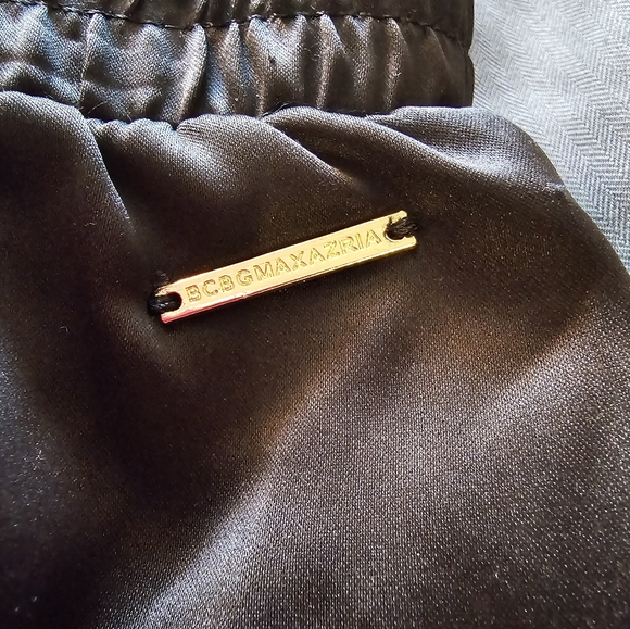 BCBG Maxazaria Two Pairs Satin Shorts Size M NWT - Picture 3 of 6